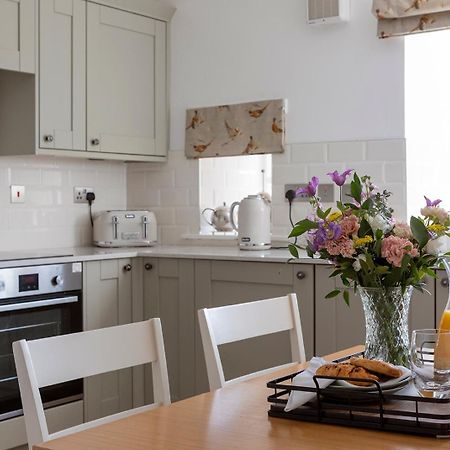 Stableyard Studio: Drumlanrig Castle Thornhill  Bagian luar foto