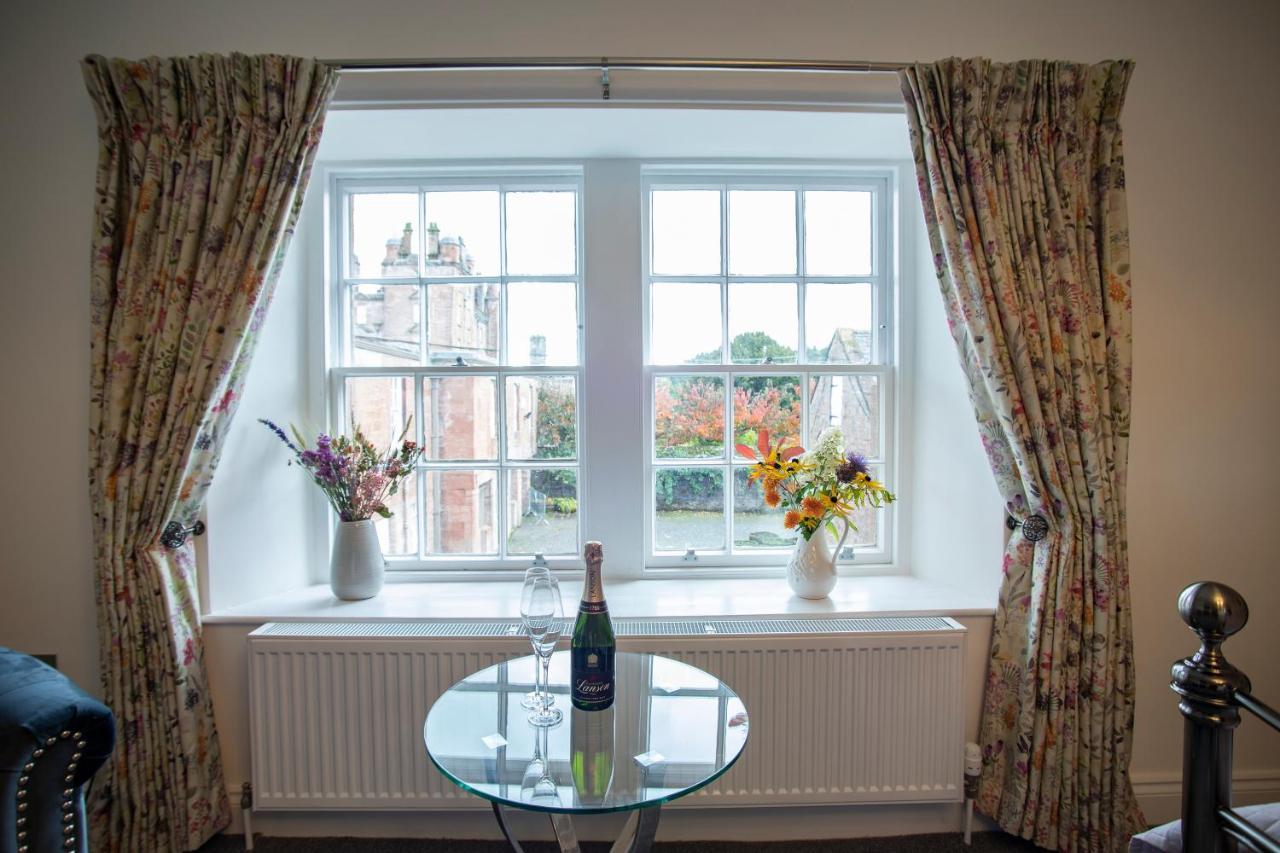 Stableyard Studio: Drumlanrig Castle Thornhill  Bagian luar foto